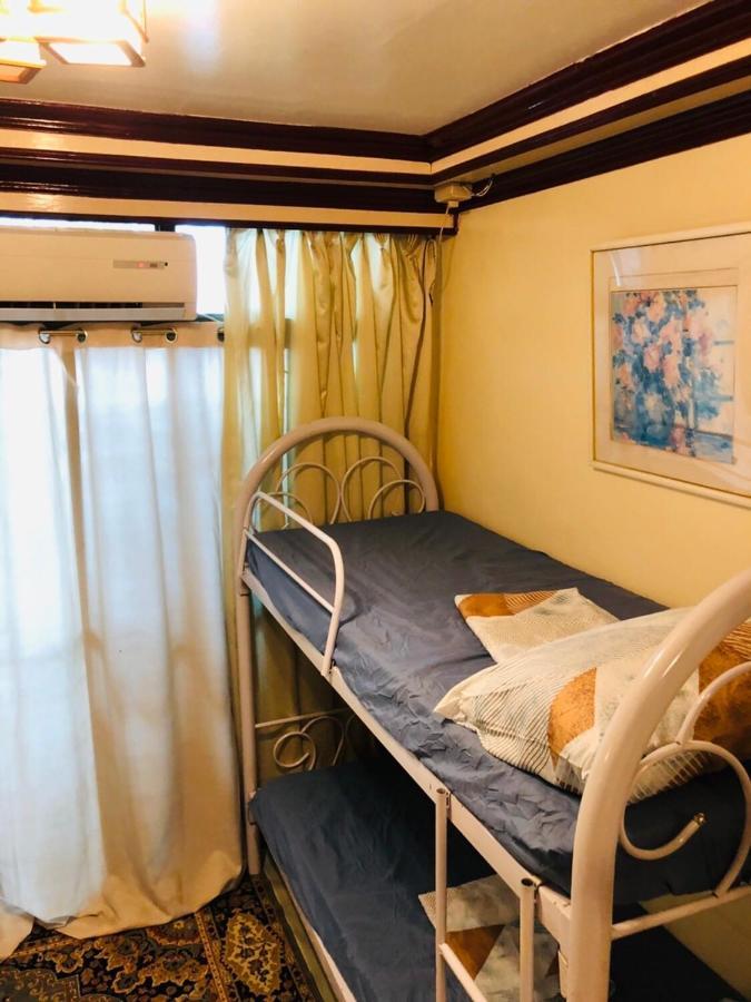 The Mansion - Backpackers Near Airport Apartment Манила Екстериор снимка