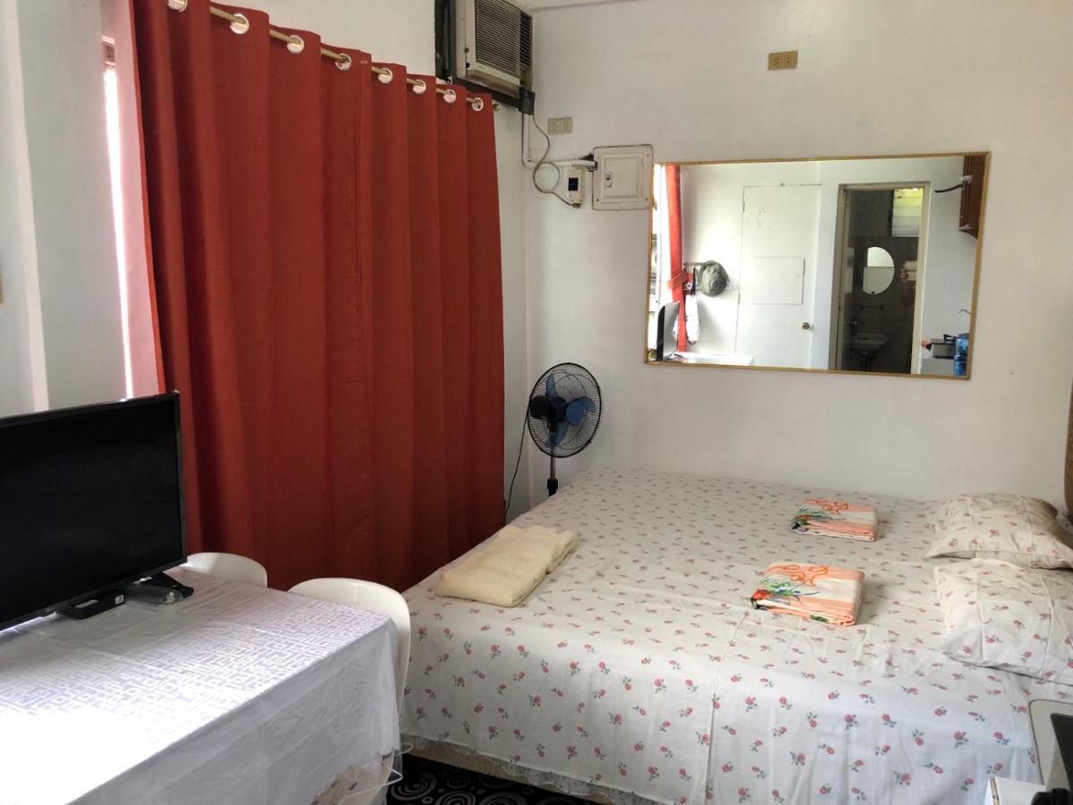 The Mansion - Backpackers Near Airport Apartment Манила Екстериор снимка