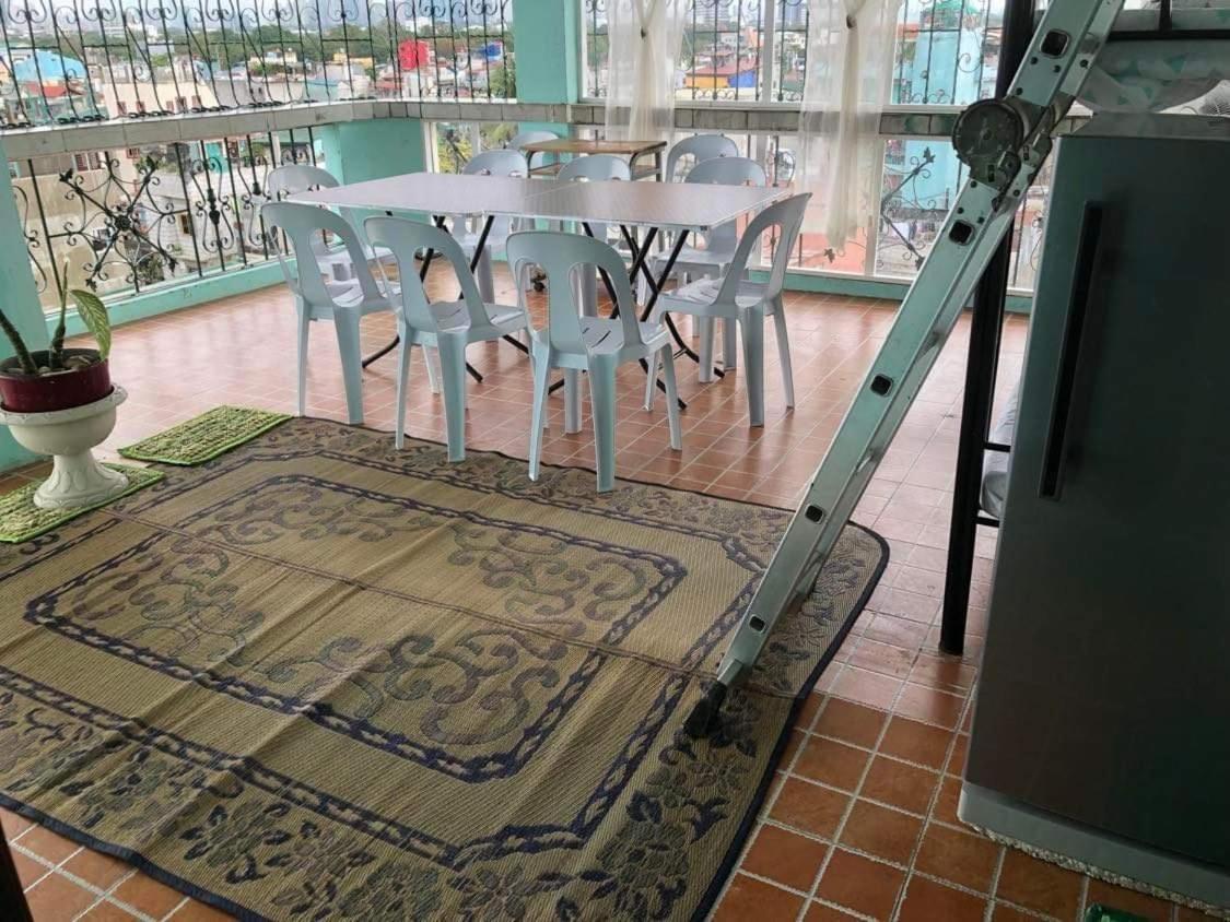 The Mansion - Backpackers Near Airport Apartment Манила Екстериор снимка