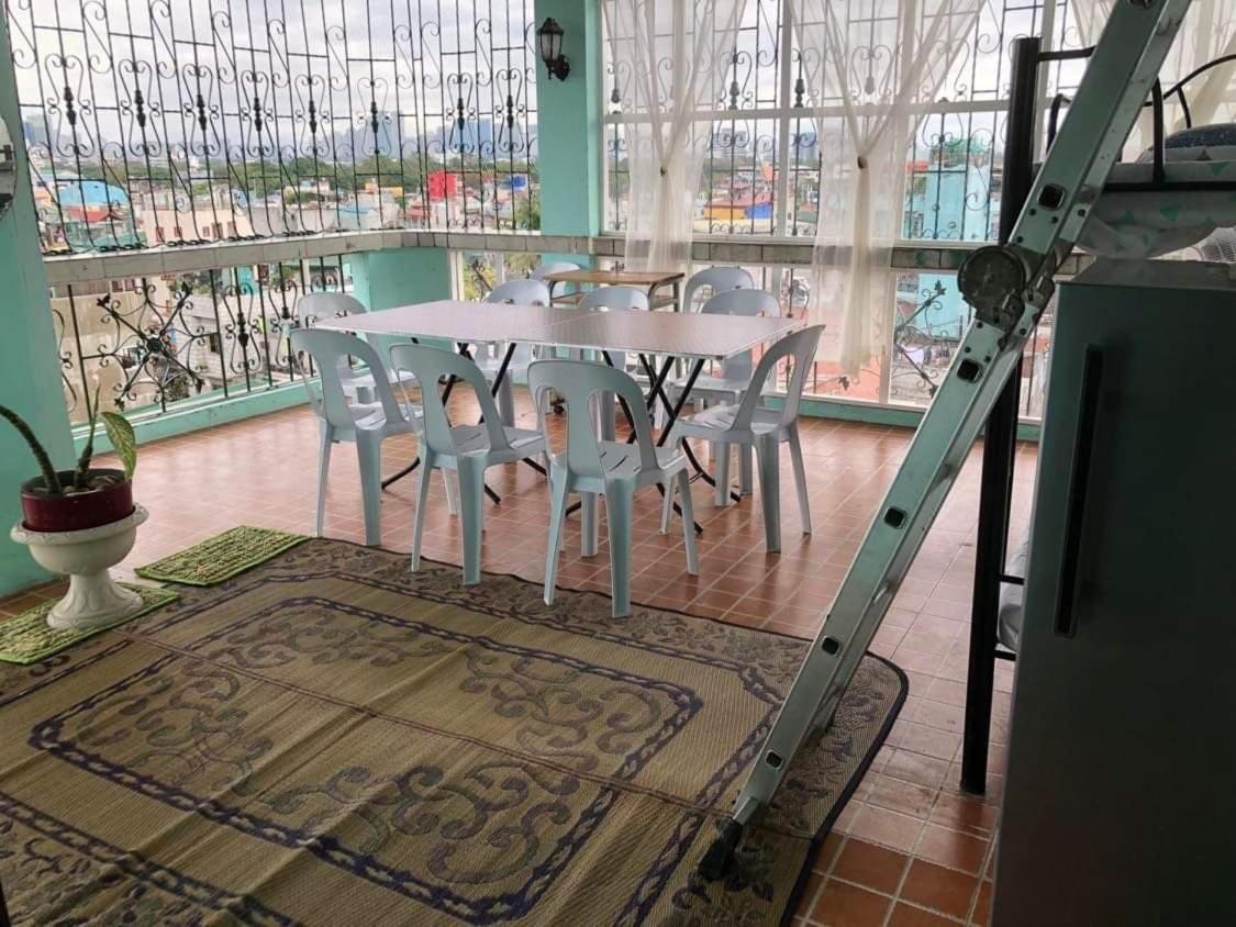 The Mansion - Backpackers Near Airport Apartment Манила Екстериор снимка