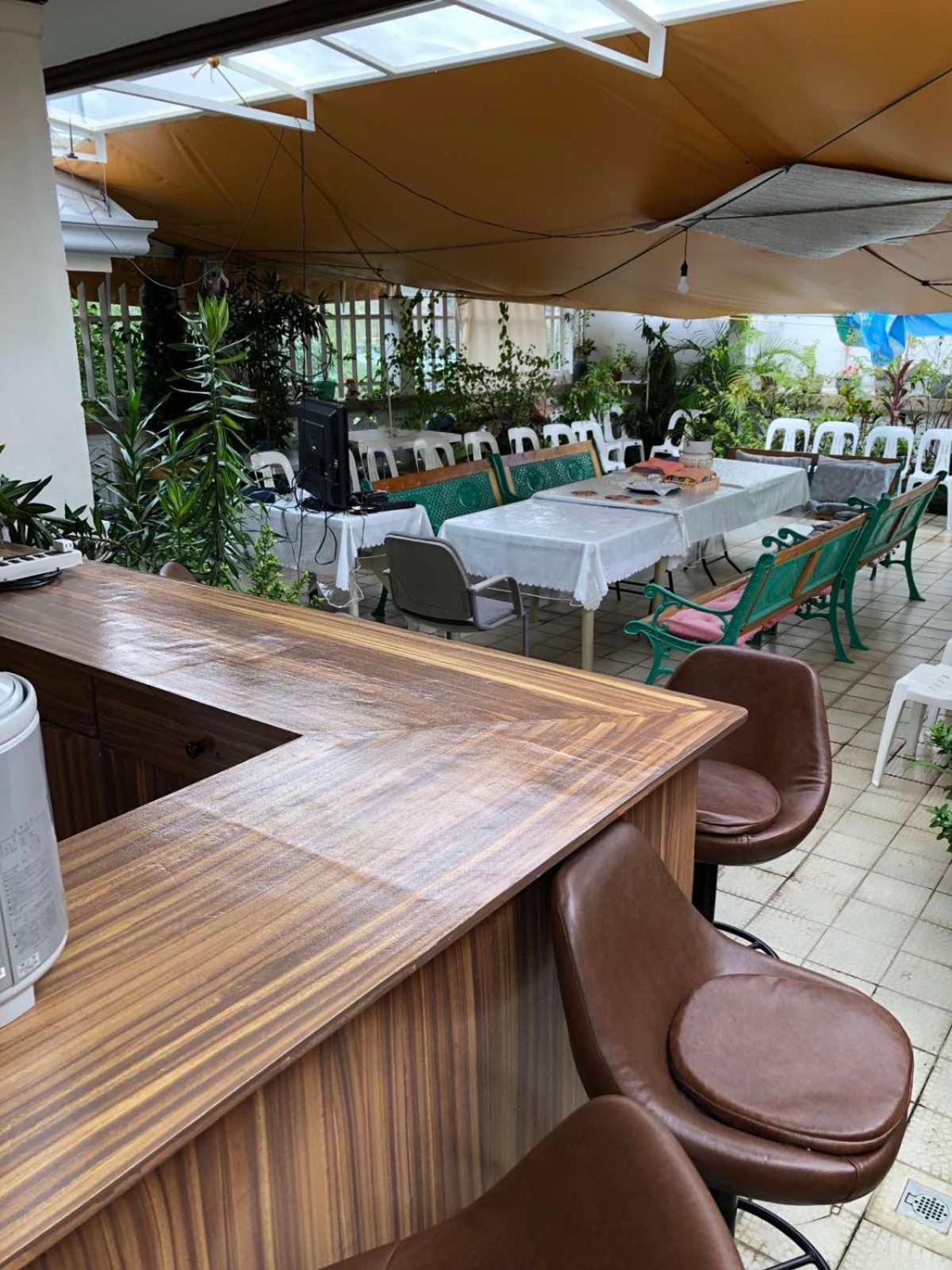 The Mansion - Backpackers Near Airport Apartment Манила Екстериор снимка